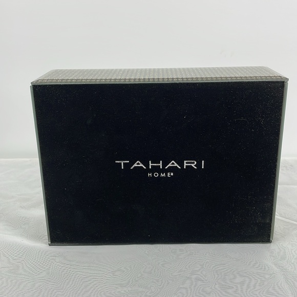 TAHARI mirrored dotted sparkly jewelry box - Picture 6 of 6